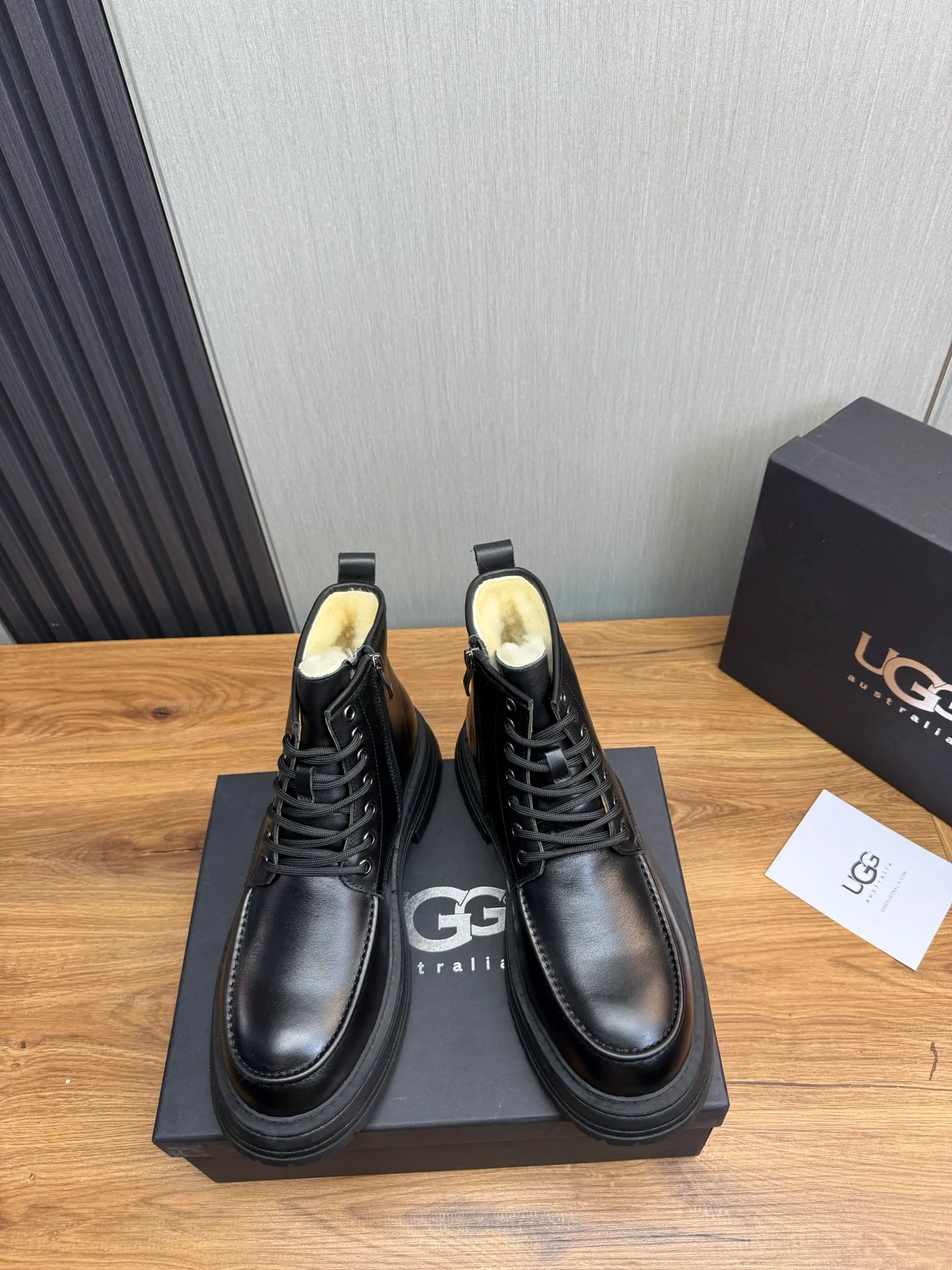 Factory price 680💰 [UGG] Men's hot winter warm boots🐑Simple and fashionable design, cowhide➕comfortable and warm wool lining. Soft and comfortable to wear, good warmth retention, and excellent foot feel. Regular size 38-45